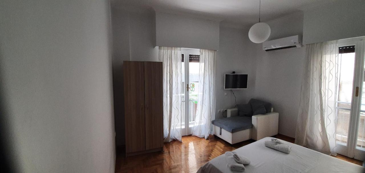 Apartament Beautiful Renovated Flat In Ateny Zewnętrze zdjęcie