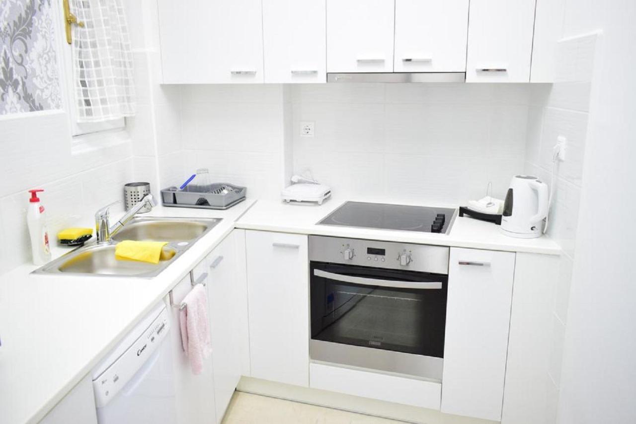 Apartament Beautiful Renovated Flat In Ateny Zewnętrze zdjęcie