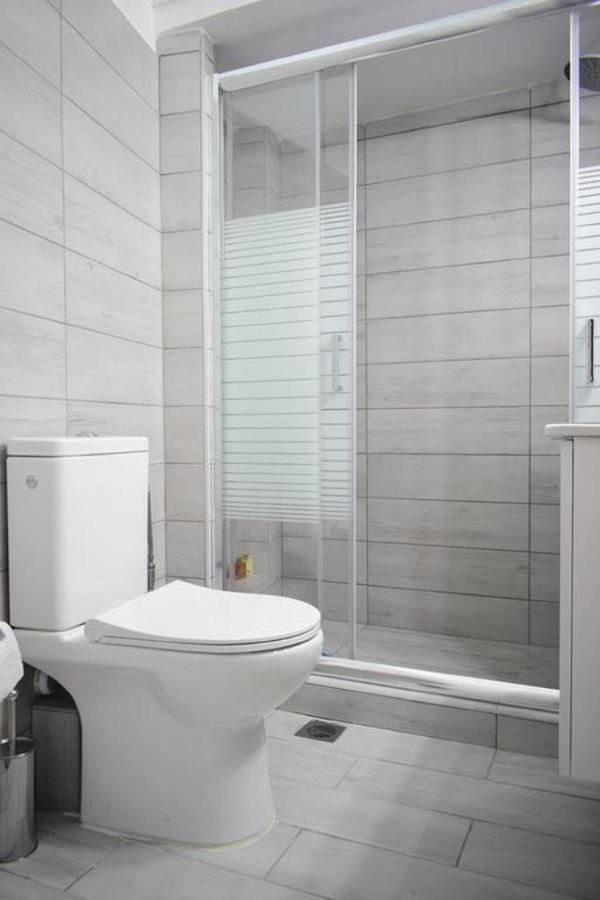 Apartament Beautiful Renovated Flat In Ateny Zewnętrze zdjęcie